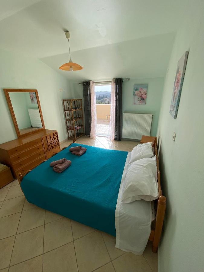 Ferienwohnung La Soffitta Di Bampina Perivólion Exterior foto