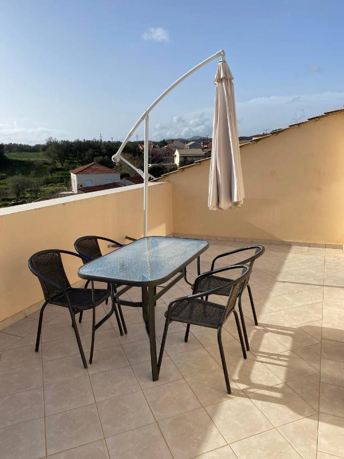 Ferienwohnung La Soffitta Di Bampina Perivólion Exterior foto