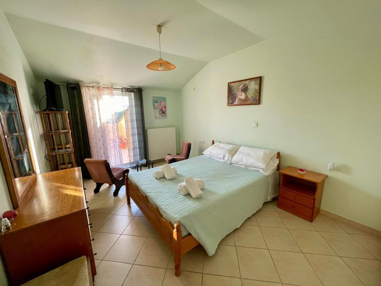 Ferienwohnung La Soffitta Di Bampina Perivólion Exterior foto